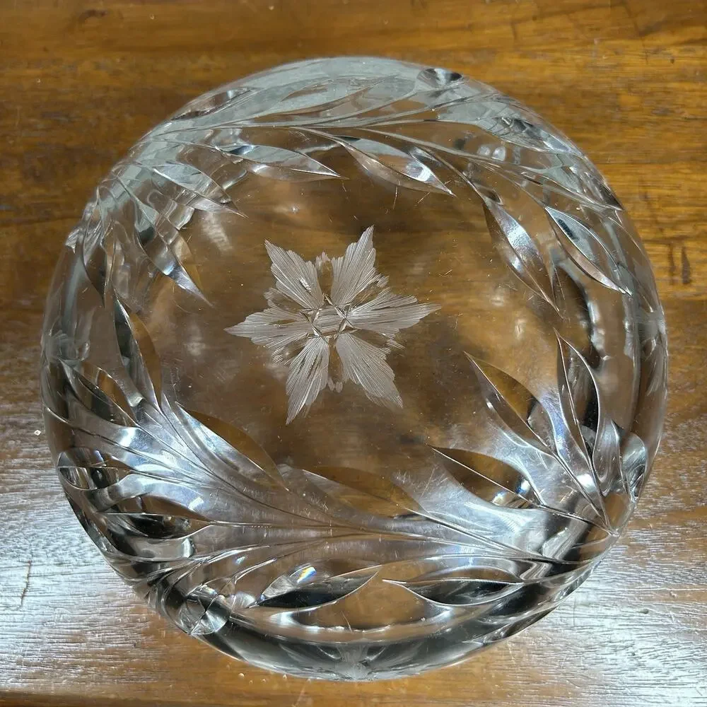 Vtg Heavy Lead Crystal Glass Scalloped Edge Bowl Floral Cut Engravings 8.25